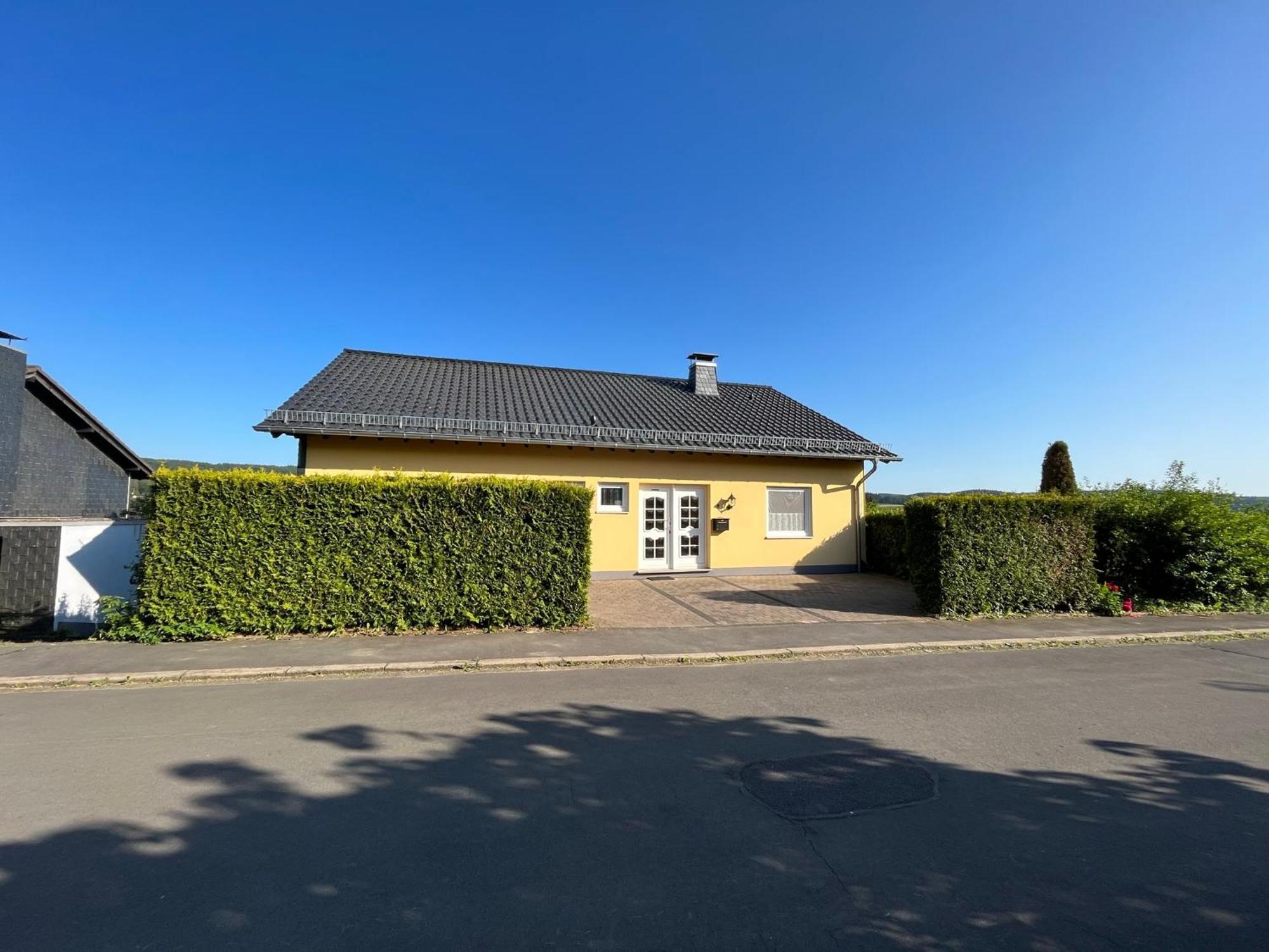 Wohnung Mit Panoramablick Герольштайн Экстерьер фото